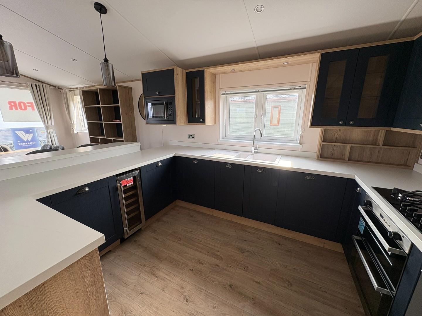 Kitchen (3).JPEG